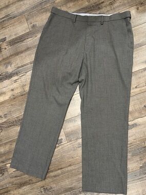 J.M. HAGGAR Classic Fit Gray Waist 38 X 30 like new